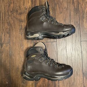 Asolo 520 GV Men’s Hiking Boots Wide 9.5 Gore-Tex Leather Vibram Brown